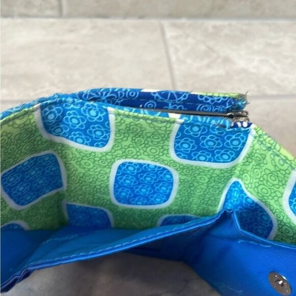 Vera Bradley Small Doodle Daisy Kisslock Wallet NWT - Picture 5 of 5